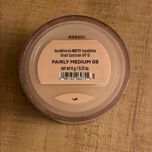 bareMinerals Makeup - bareMinerals Matte Powder Foundation bareMinerals Makeup - bareMinerals Matte Powder Foundation
